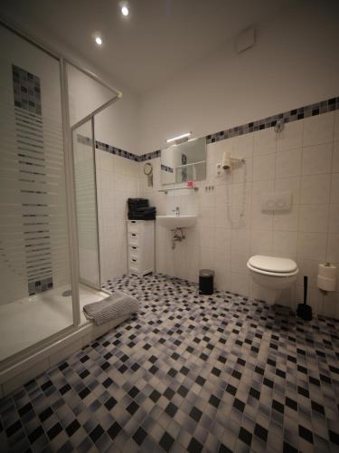 Apartments Kolo 77, Berlino (foto 9)