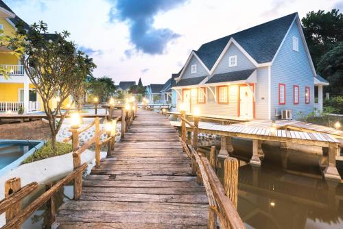 Peggy's Cove Resort