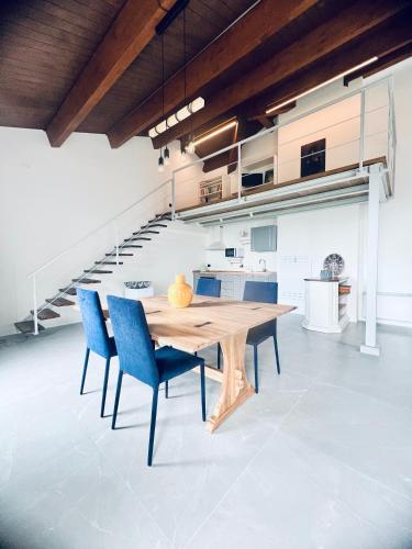 Deltasol in มอนเตปุลชาโน