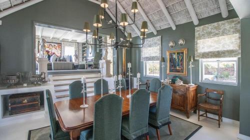 La Maison du Canard in Mcgregor