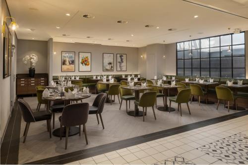 Hilton Düsseldorf - image 4