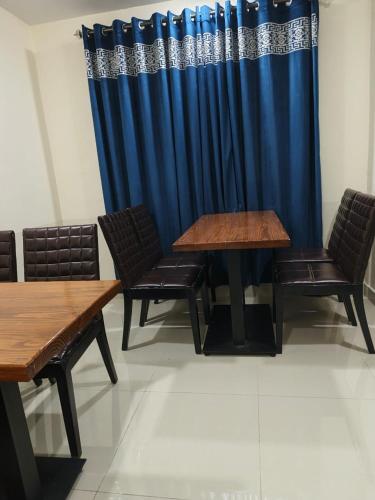 Hotel Lavish Inn - image 3
