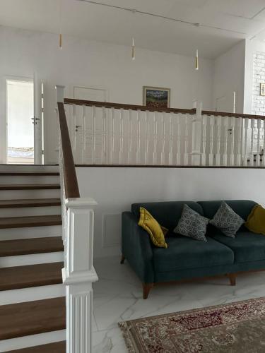 Ai Tash House in Besh Kungei