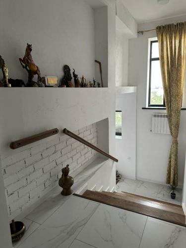 Ai Tash House in Besh Kungei