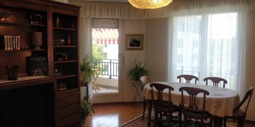 Spacious 2 Bedroom Apartment in Central Geneva, Genewa (zdjęcie 6)