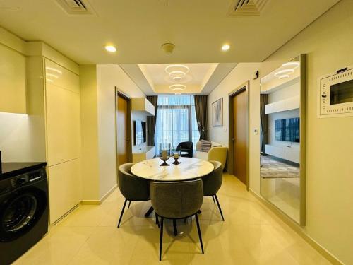 Cozy Haven High Rise Balcony and Upscale Furnished, Dubai (photo 10)