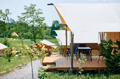 Апартаменти Тоскана в Сімейному Екопарку Ясногородка (Апартаменти Тоскана в Сімеиному Екопарку Ясногородка) in Buzova