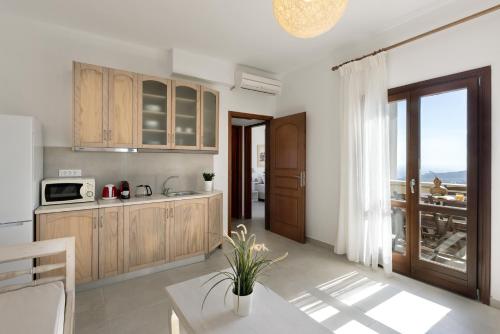 Konyha, Zatrikion Santorini Villas in Moni Profitou Iliou