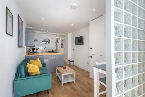 The Borough Mews Devereux Residences near Tower Bridge, London (photo 4)