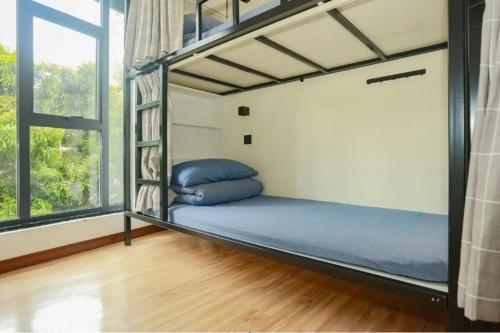 Dengba International Youth Hostel - Shenzhen Futian Convention and Exhibition Center Branch