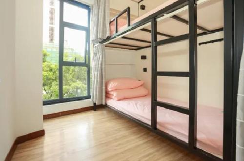 Dengba International Youth Hostel - Shenzhen Futian Convention and Exhibition Center Branch – Shenzhen, IA