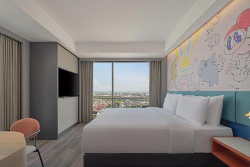 Aloft by Marriott Surabaya Pakuwon City near Hutan Bambu dan Taman Sakura Keputih Sukolilo