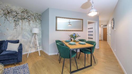 Apartamenty Nadmorskie Tarasy-Basen Fitness Bawialnia Parking w CENIE - Holiday City - image 5