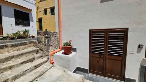 Jasmine House il tuo rifugio centro di Ustica in อุสติกา