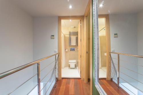 Apartment Barcelona Rentals - Swimming Pool with Terrace - image 5