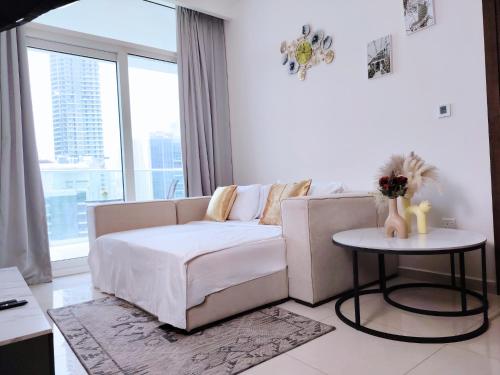 Burj View 2BR Near Dubai Mall Fast Wi-Fi Balcony, Dubaj (fotografie 6)