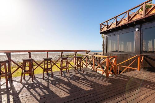 Widok, Burning shore Hotel in Rand Rifles