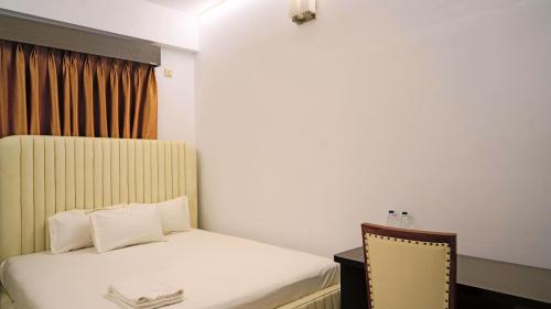 Maya by Xpressmall Hotels & Resorts, Kāmarpāra (photo 10)
