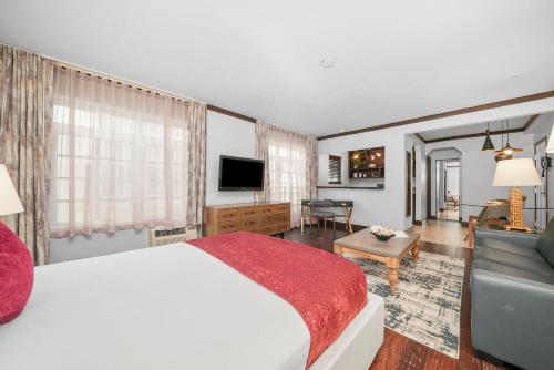 Lincoln Arms Suites - image 10