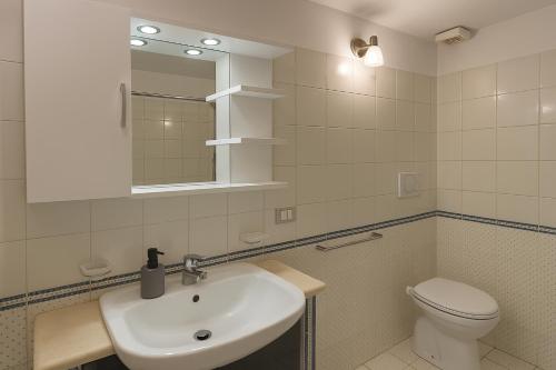 S&M Guest Home - San Giovanni, Roma (foto 6)