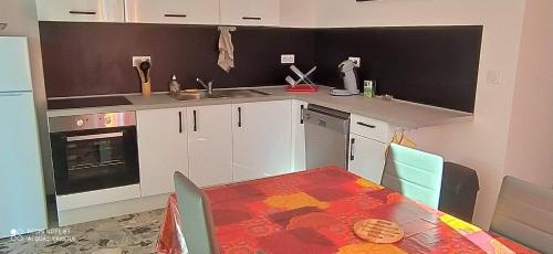 Maison 4 voyageurs proche circuit Mirecourt in Baudricourt