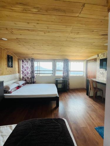 ANURAG HOMESTAY in Cart Road
