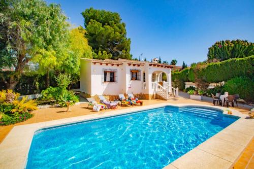 Villa with Private Pool image 4