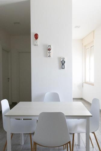 Bilocale Vega-Intero appartamento ad uso esclusivo by Appartamenti Petrucci by Appartamenti Petrucci in Foligno