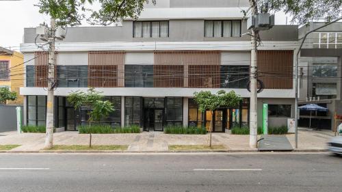 Luxo e conforto na Pompéia - Studios completos e modernos a minutos da Barra Funda, San Paolo