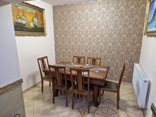 Premier House, Tîrgu Ocna (foto 3)