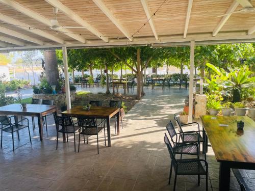 Facilities, Babos Holidays in Ammoudia