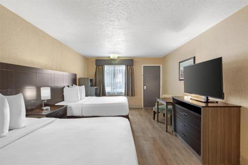 Best Western Space Shuttle Inn - image 6