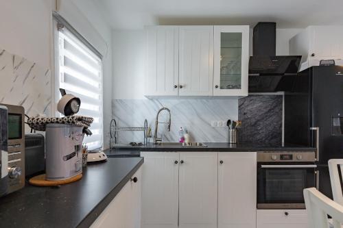 Konyha, Le cottage in La Chapelle En Vercors