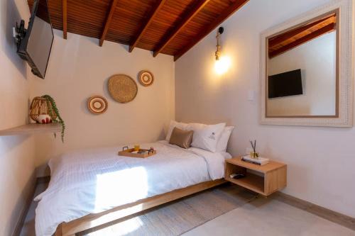 Laureles Apt-Eco-Smart Locks-AC-Super Location, Medellín