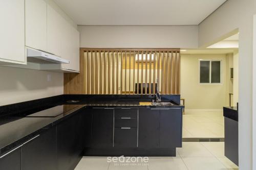 Kitchen, EJO - Apartamentos Modernos no Centro de Floripa near Bar Do de