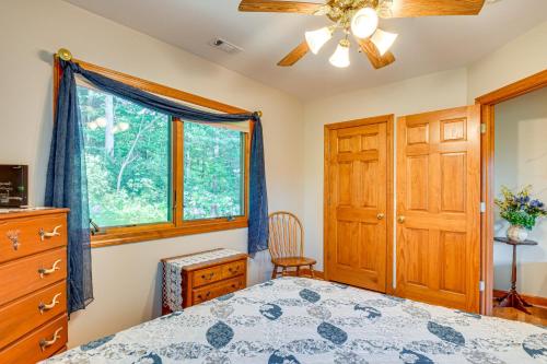 Hilltop Home with Panoramic Forest and Mountain Views! - image 2