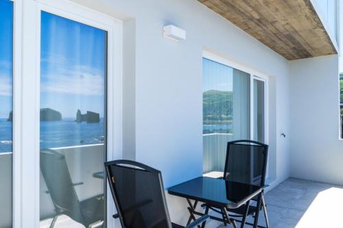 Mosteiros Sunset and Islets Apartment in มอสเตย์โรส