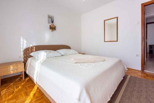 Apartment in Novi Vinodolski 39118 - image 3