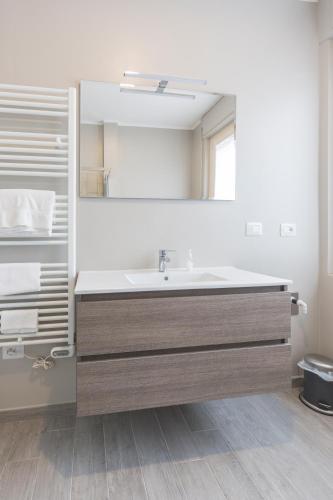 Bathroom, Minisuite Zefiro-Intero appartamento ad uso esclusivo by Appartamenti Petrucci in Foligno