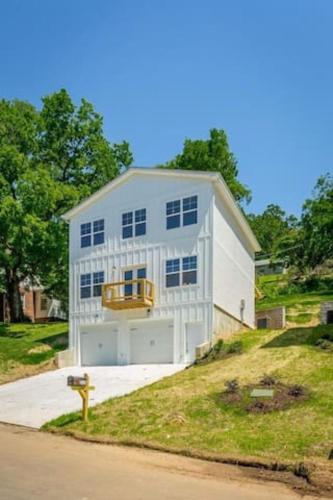 City Side Comfort in Missionary Ridge - hot tub