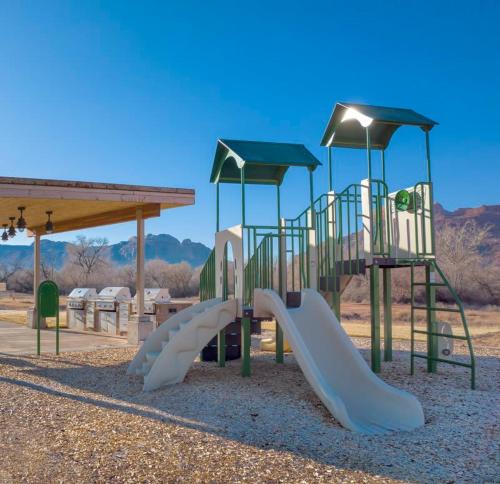 Club Wyndham Moab 2BR Apartment with Resort Access - image 12