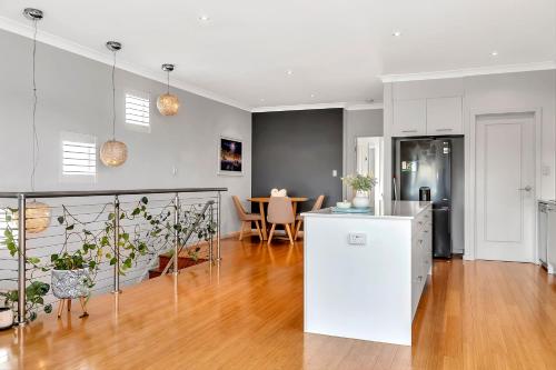 Konyha, Oceana Haven - Beachside Serenity and Modern Comfort in Port Noarlunga South