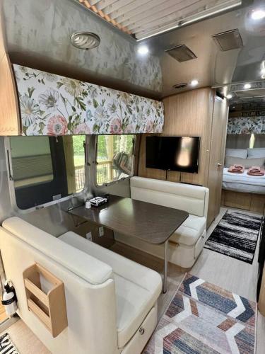 Moonbeam Airstream in Oakland (MD)