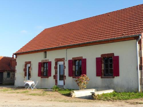 Grande maison moderne avec jardin, près de châteaux et du Parc Le Pal - FR-1-489-99