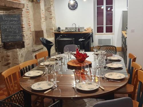 Belle maison familiale 19e siècle restaurée avec terrasse et jardin à Cindré - FR-1-489-406 (Belle maison familiale 19e siecle restauree avec terrasse et jardin a Cindre - FR-1-489-406) in Jaligny-sur-Besbre