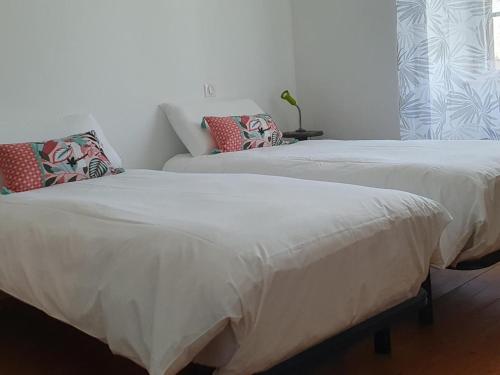 Belle maison familiale 19e siècle restaurée avec terrasse et jardin à Cindré - FR-1-489-406 (Belle maison familiale 19e siecle restauree avec terrasse et jardin a Cindre - FR-1-489-406) in Jaligny-sur-Besbre