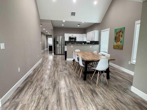 Peace in the Garden - Home in Winter Garden in วินเทอร์ การ์เดน