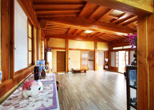 wandoyeulrimhanogpensyeon in Gunoe-myeon