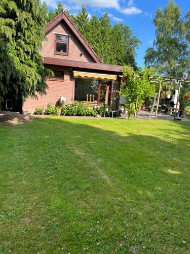 Vakantiehuis met 1 slaapkamer in เอพ