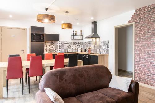 . Gîte Jean Scafer, Piscine chauffée, Wifi, Salle de jeux, Animaux de la ferme